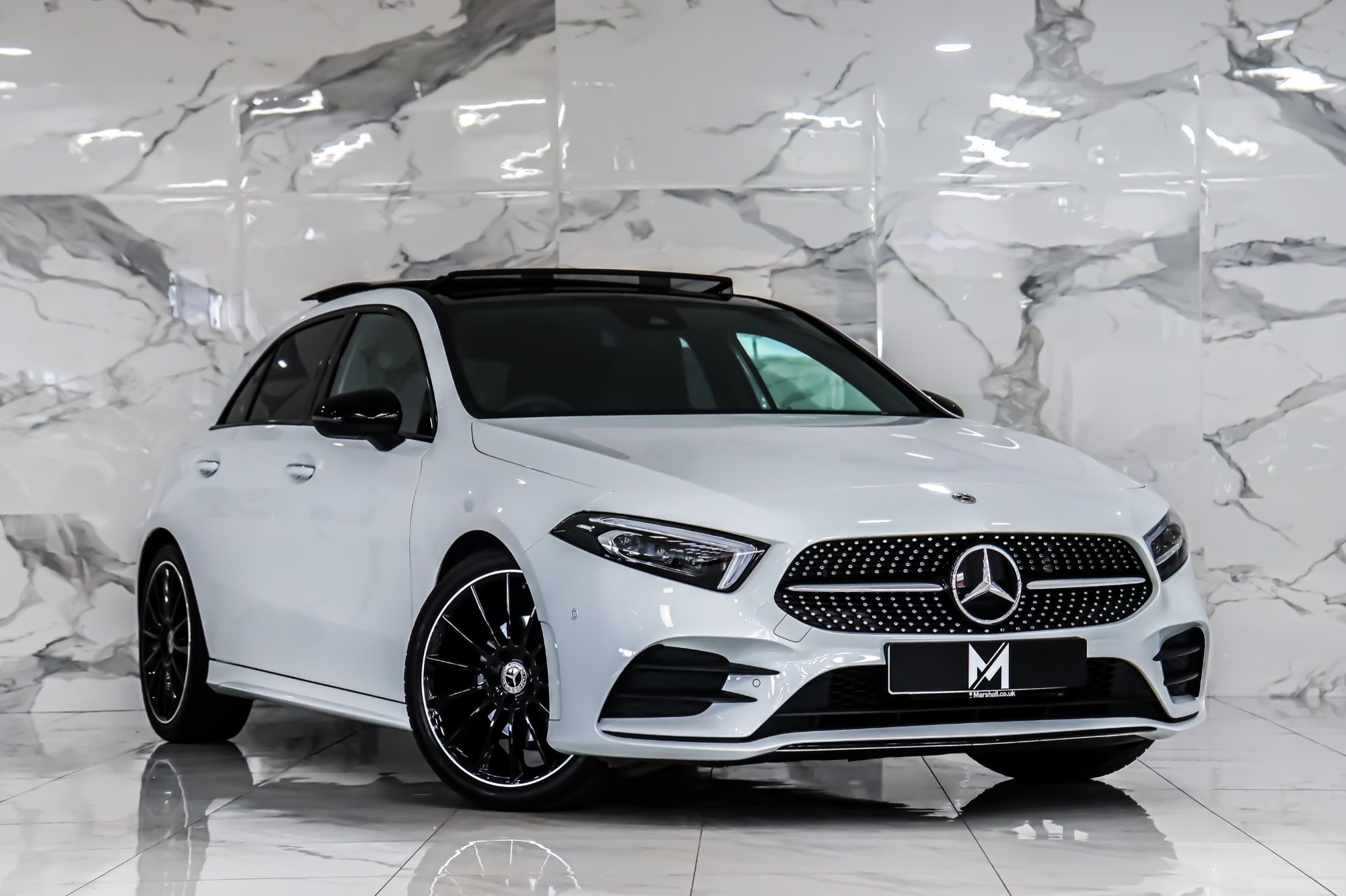 MercedesBenz AClass A 200 Amg Line Premium Plus Night Edition
