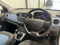 USED 2015 15 HYUNDAI I10 1.0 Premium Hatchback 5dr Petrol Manual Euro 5 (66 ps) &pound;20 Tax, Bluetooth, P.Sensors