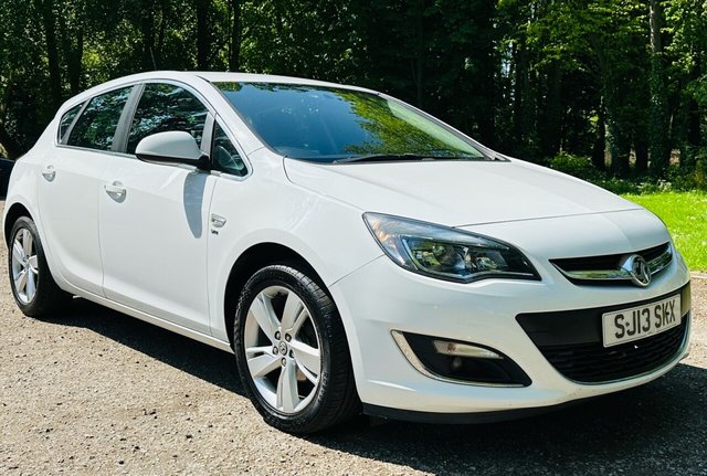 2013 13 Vauxhall Astra 1.4 SRI 5d 98 BHP