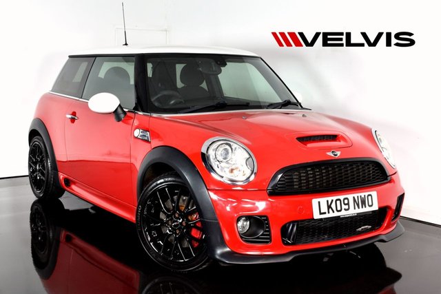 2009 09 MINI Hatch John Cooper Works 1.6 JOHN COOPER WORKS 3d 208 BHP