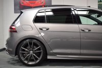 USED 2016 16 VOLKSWAGEN GOLF 2.0 R DSG 5d 298 BHP PANORAMIC ROOF / FULL LEATHER