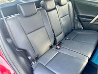 USED 2015 15 TOYOTA RAV4 2.2 D-4D INVINCIBLE 5d 150 BHP 