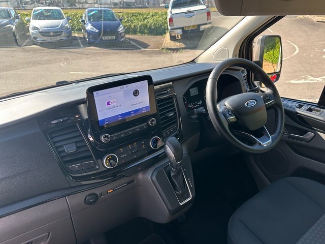 2022 FORD TOURNEO CUSTOM - Photo 2