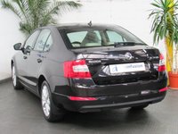 USED 2015 64 SKODA OCTAVIA 2.0 ELEGANCE TDI CR DSG 5d 148 BHP &pound;35 ROAD TAX SAT NAV PART LEATHER INTERIOR CRUISE CONTROL PARKING SENSORS 2 OWNERS FROM NEW