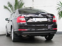 USED 2015 64 SKODA OCTAVIA 2.0 ELEGANCE TDI CR DSG 5d 148 BHP &pound;35 ROAD TAX SAT NAV PART LEATHER INTERIOR CRUISE CONTROL PARKING SENSORS 2 OWNERS FROM NEW