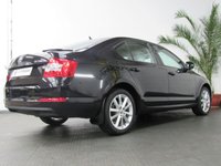 USED 2015 64 SKODA OCTAVIA 2.0 ELEGANCE TDI CR DSG 5d 148 BHP &pound;35 ROAD TAX SAT NAV PART LEATHER INTERIOR CRUISE CONTROL PARKING SENSORS 2 OWNERS FROM NEW