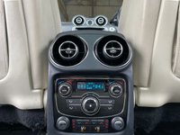 USED 2014 14 JAGUAR XJ 3.0 D V6 PORTFOLIO 4d 275 BHP 
