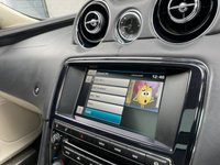 USED 2014 14 JAGUAR XJ 3.0 D V6 PORTFOLIO 4d 275 BHP 