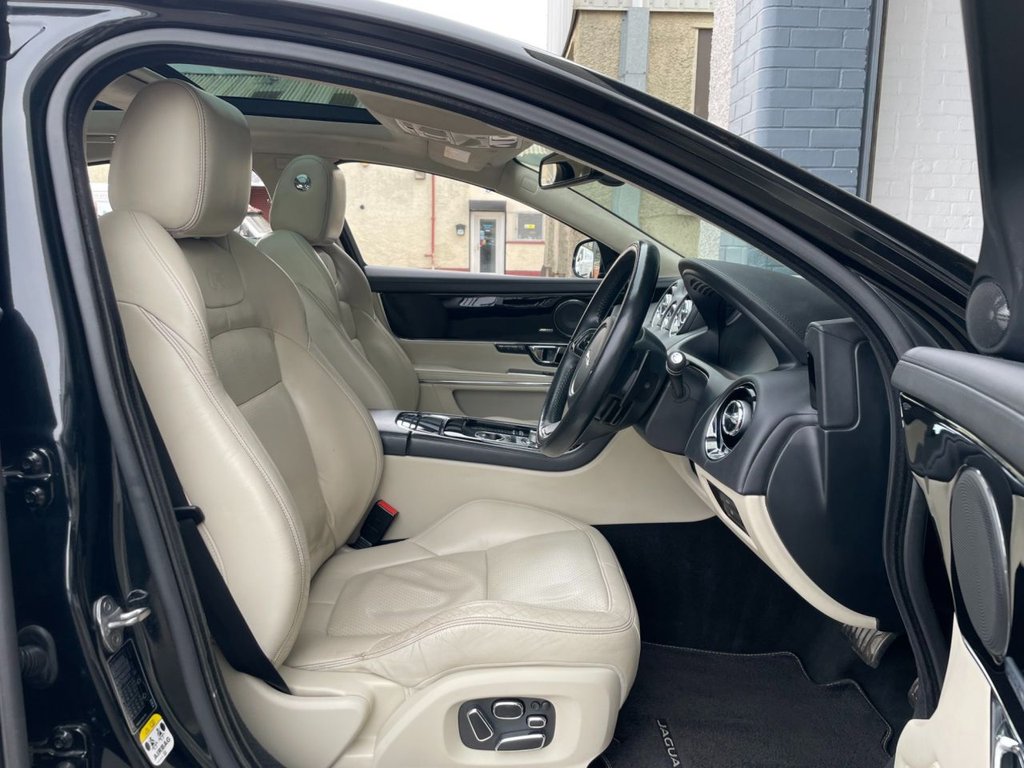 USED 2014 14 JAGUAR XJ 3.0 D V6 PORTFOLIO 4d 275 BHP 