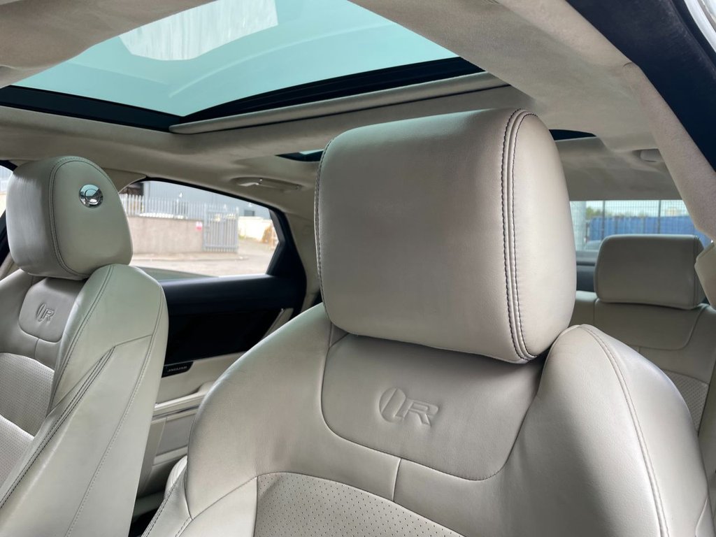 USED 2014 14 JAGUAR XJ 3.0 D V6 PORTFOLIO 4d 275 BHP 