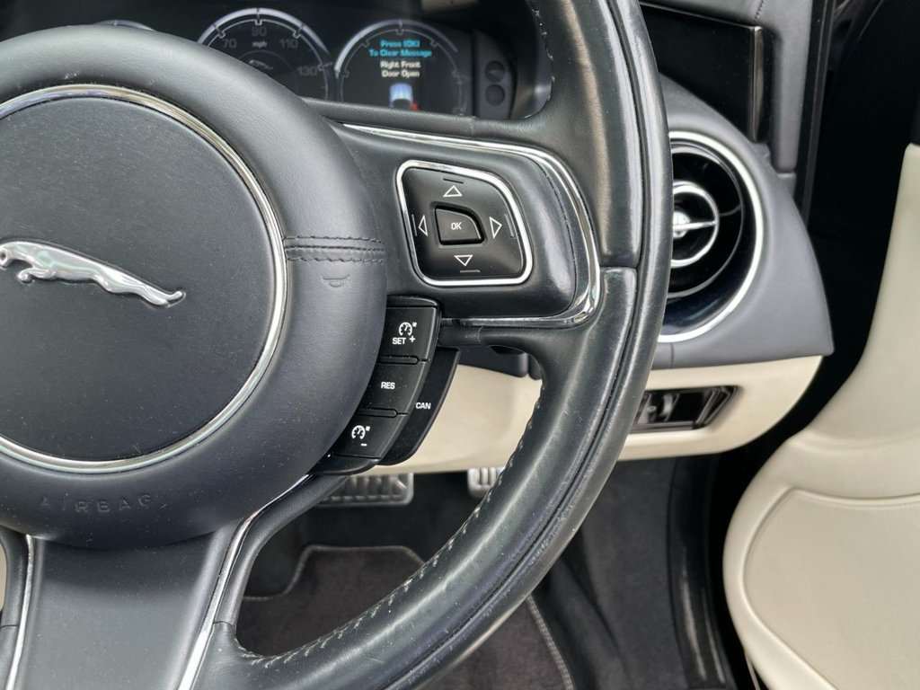 USED 2014 14 JAGUAR XJ 3.0 D V6 PORTFOLIO 4d 275 BHP 