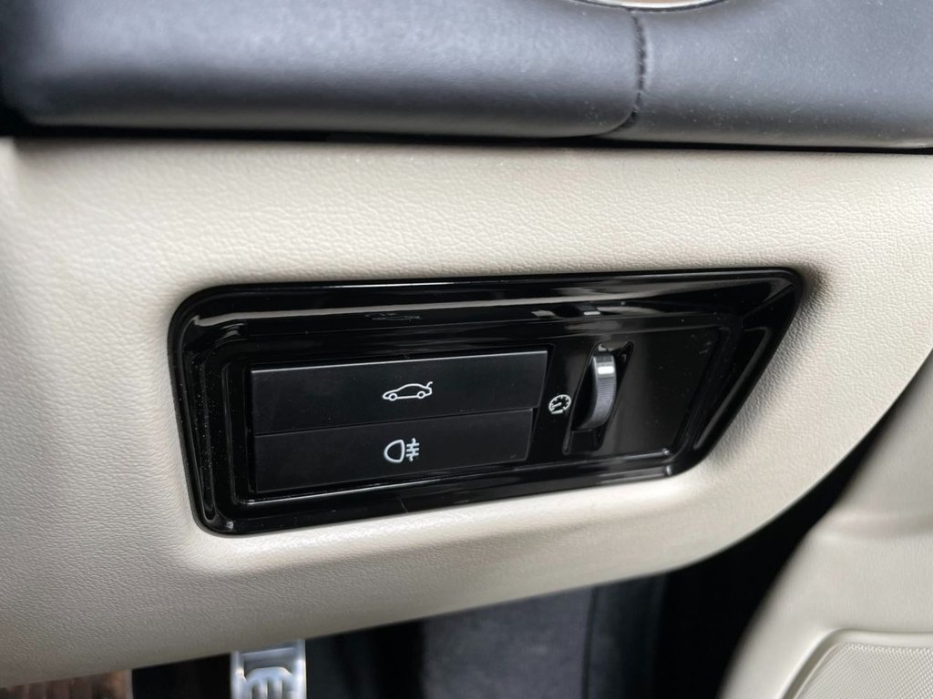 USED 2014 14 JAGUAR XJ 3.0 D V6 PORTFOLIO 4d 275 BHP 