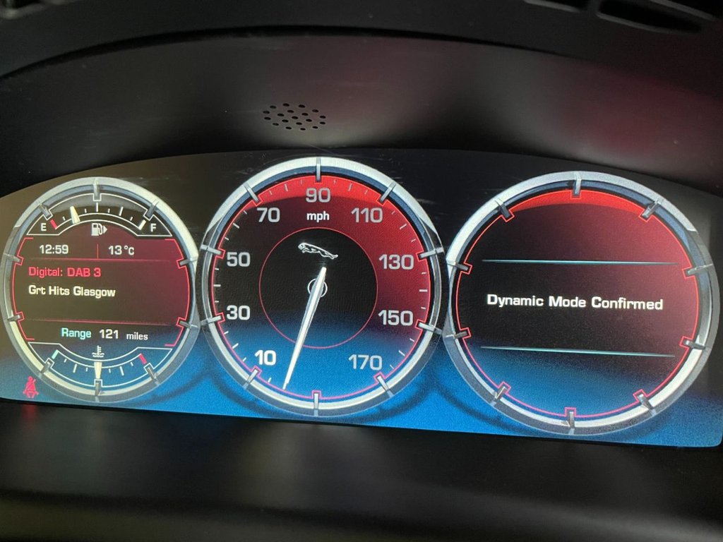 USED 2014 14 JAGUAR XJ 3.0 D V6 PORTFOLIO 4d 275 BHP 