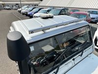 USED 2005 54 LAND ROVER DEFENDER 2.5 90 COUNTY PICK UP TD5 120 BHP NO VAT *** NO VAT *** NO VAT *** NO VAT *** Side Bars *** Snorkel *** Front Chrome Bars *** LED Roof Light Bar *** LED Roof Beacon ***