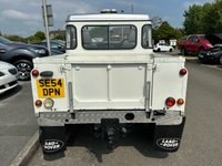 USED 2005 54 LAND ROVER DEFENDER 2.5 90 COUNTY PICK UP TD5 120 BHP NO VAT *** NO VAT *** NO VAT *** NO VAT *** Side Bars *** Snorkel *** Front Chrome Bars *** LED Roof Light Bar *** LED Roof Beacon ***