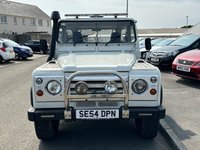 USED 2005 54 LAND ROVER DEFENDER 2.5 90 COUNTY PICK UP TD5 120 BHP NO VAT *** NO VAT *** NO VAT *** NO VAT *** Side Bars *** Snorkel *** Front Chrome Bars *** LED Roof Light Bar *** LED Roof Beacon ***