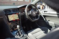 USED 2017 17 VOLKSWAGEN GOLF 2.0 R TSI DSG 5d 306 BHP PAN ROOF / PRO NAV / DYNAUDIO