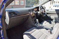 USED 2017 17 VOLKSWAGEN GOLF 2.0 R TSI DSG 5d 306 BHP PAN ROOF / PRO NAV / DYNAUDIO