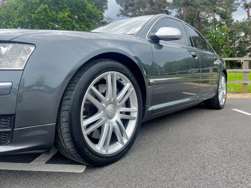 USED 2006 56 AUDI S8 V10 5.2 450 BHP // FSI QUATTRO // 4d // PX SWAP 