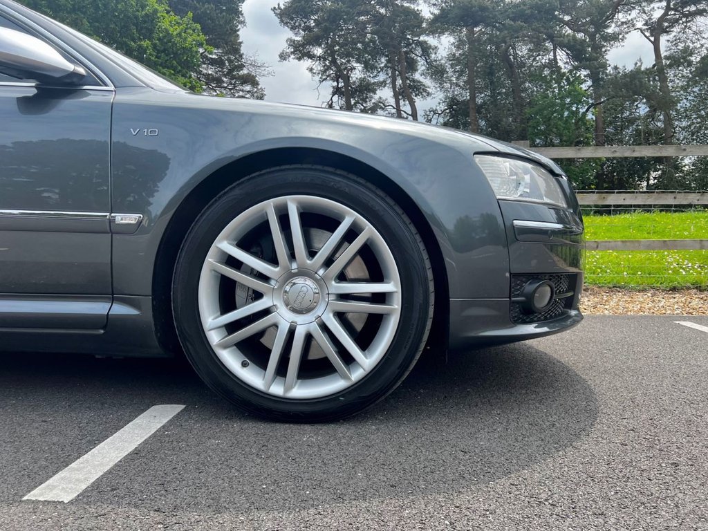 USED 2006 56 AUDI S8 V10 5.2 450 BHP // FSI QUATTRO // 4d // PX SWAP 