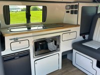 USED 2020 70 VOLKSWAGEN TRANSPORTER 2.0  DIESEL 4 BERTH 4 TRAVEL SEATS LUXURY CAMPERVAN REAR TAILGATE WITH LUXURYCONVERSION