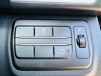 USED 2015 65 SSANGYONG TIVOLI 1.6 ELX 5d 126 BHP AUTOMATIC SATELLITE NAVIGATION LEATHER INTERIOR