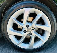 USED 2017 17 VAUXHALL CORSA 1.4 SRI VX-LINE S/S 3d 99 BHP &pound;0 ROAD TAX AIR CONDITIONING DAB RADIO BLUETOOTH APPLE CAR PLAY