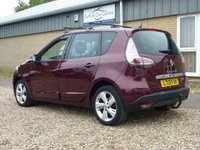 USED 2012 12 RENAULT SCENIC 1.5 DYNAMIQUE TOMTOM DCI EDC 5d 110 BHP www.suffolkcarcentre.co.uk - Located at Reydon