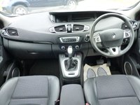 USED 2012 12 RENAULT SCENIC 1.5 DYNAMIQUE TOMTOM DCI EDC 5d 110 BHP www.suffolkcarcentre.co.uk - Located at Reydon
