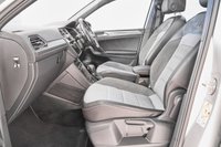 USED 2017 17 VOLKSWAGEN TIGUAN 2.0 R-LINE TDI BMT 4MOTION DSG 5d AUTO 188 BHP ESTATE