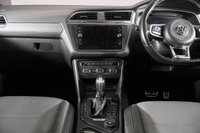 USED 2017 17 VOLKSWAGEN TIGUAN 2.0 R-LINE TDI BMT 4MOTION DSG 5d AUTO 188 BHP ESTATE