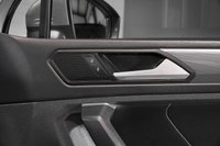 USED 2017 17 VOLKSWAGEN TIGUAN 2.0 R-LINE TDI BMT 4MOTION DSG 5d AUTO 188 BHP ESTATE