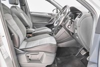 USED 2017 17 VOLKSWAGEN TIGUAN 2.0 R-LINE TDI BMT 4MOTION DSG 5d AUTO 188 BHP ESTATE