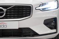 USED 2019 19 VOLVO V60 2.0 T5 R-DESIGN PRO 5d 246 BHP + NATIONWIDE HOME DELIVERY +