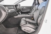 USED 2019 19 VOLVO V60 2.0 T5 R-DESIGN PRO 5d 246 BHP + NATIONWIDE HOME DELIVERY +