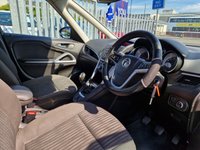 USED 2015 VAUXHALL ZAFIRA TOURER 2.0 EXCLUSIV CDTI 5d 128 BHP REAR PARKING SENSORS +  CRUISE CONTROL +  LED DAY TIME RUNNING LIGHTS +  BLUETOOTH +  DAB RADIO +  CLIMATE CONTROL +  FRONT PARKING SENSORS +  7 SEATS +  TRACTION CONTROL ++