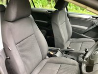 USED 2009 59 VOLKSWAGEN GOLF 1.4 S 5d 79 BHP // ONLY 1 LADY OWNER 75,000 MILES // X11 AIRBAGS // AIRCON//REMOTE LOCKING//ELECTRIC WINDOWS//ULEZ COMPLIANT//INSUR GROUP 6//X11 SERVICE STAMPS\\\CAMBELT AND WATERPUMP DONE AT 75,162 MILES ONLY 1 LADY OWNER 75,000 MILES // X11 AIRBAGS // AIRCON//REMOTE LOCKING//ELECTRIC WINDOWS//ULEZ COMPLIANT//INSUR GROUP 6//X11 SERVICE STAMPS