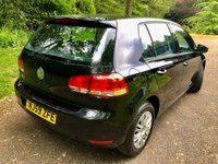 USED 2009 59 VOLKSWAGEN GOLF 1.4 S 5d 79 BHP // ONLY 1 LADY OWNER 75,000 MILES // X11 AIRBAGS // AIRCON//REMOTE LOCKING//ELECTRIC WINDOWS//ULEZ COMPLIANT//INSUR GROUP 6//X11 SERVICE STAMPS\\\CAMBELT AND WATERPUMP DONE AT 75,162 MILES ONLY 1 LADY OWNER 75,000 MILES // X11 AIRBAGS // AIRCON//REMOTE LOCKING//ELECTRIC WINDOWS//ULEZ COMPLIANT//INSUR GROUP 6//X11 SERVICE STAMPS