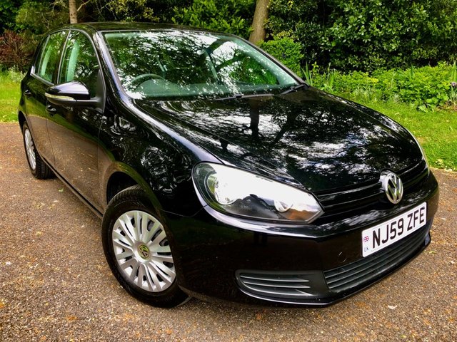 2009 59 Volkswagen Golf 1.4 S 5d 79 BHP // ONLY 1 LADY OWNER 75,000 MILES // X11 AIRBAGS // AIRCON//REMOTE LOCKING//ELECTRIC WINDOWS//ULEZ COMPLIANT//INSUR GROUP 6//X11 SERVICE STAMPS\\\CAMBELT AND WATERPUMP DONE AT 75,162 MILES