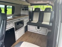 USED 2020 70 VOLKSWAGEN TRANSPORTER 2.0  DIESEL 4 BERTH 4 TRAVEL SEATS LUXURY CAMPERVAN 4 BERTH CALEDONIAN CAMPERS VAN
