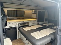USED 2020 70 VOLKSWAGEN TRANSPORTER 2.0  DIESEL 4 BERTH 4 TRAVEL SEATS LUXURY CAMPERVAN 4 BERTH CALEDONIAN CAMPERS VAN