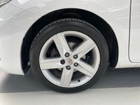 USED 2013 63 TOYOTA AURIS 1.6 SPORT VALVEMATIC  5d 130 BHP 