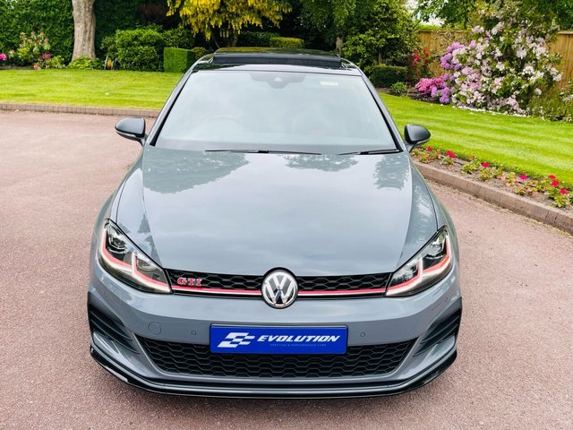 View our VOLKSWAGEN GOLF