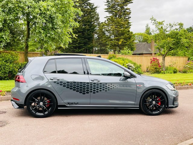 View our VOLKSWAGEN GOLF
