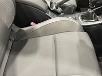 USED 2013 13 RENAULT MEGANE 1.6 DYNAMIQUE TOMTOM ENERGY DCI S/S 2d 130 BHP Striking Pearl Artic White, High Gloss Black Alloy Wheels, Part Leather Interior