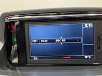 USED 2013 13 RENAULT MEGANE 1.6 DYNAMIQUE TOMTOM ENERGY DCI S/S 2d 130 BHP Striking Pearl Artic White, High Gloss Black Alloy Wheels, Part Leather Interior