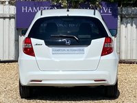 USED 2014 14 HONDA JAZZ 1.3 I-VTEC ES PLUS 5d 99 BHP AUTOMATIC