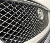 USED 2013 63 JAGUAR XJ 3.0 D V6 PORTFOLIO LONGWHEEL BASE 4d 275 BHP  Spectacular Jaguar 3.0 Portfolio LWB ,  Panoramic Glass Electric Slide Roof, Full Black Leather Interior