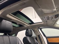 USED 2013 63 JAGUAR XJ 3.0 D V6 PORTFOLIO LONGWHEEL BASE 4d 275 BHP  Spectacular Jaguar 3.0 Portfolio LWB ,  Panoramic Glass Electric Slide Roof, Full Black Leather Interior