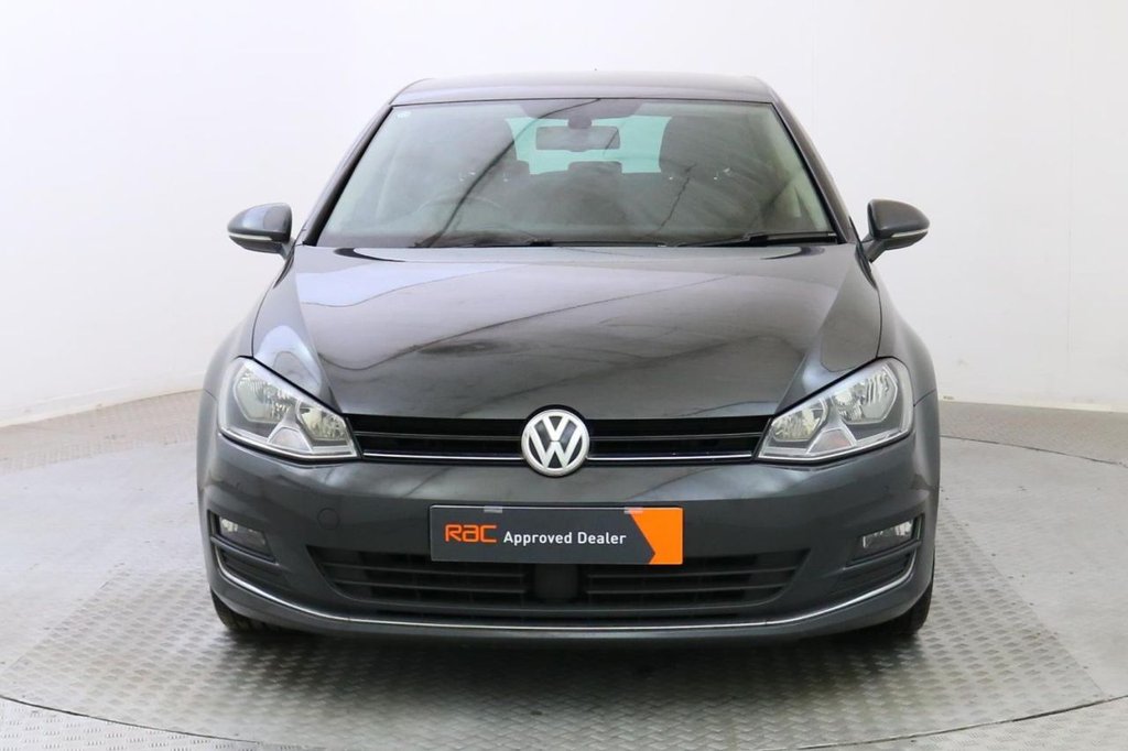 USED 2015 65 VOLKSWAGEN GOLF 1.6 GT TDI BLUEMOTION TECHNOLOGY 5d  